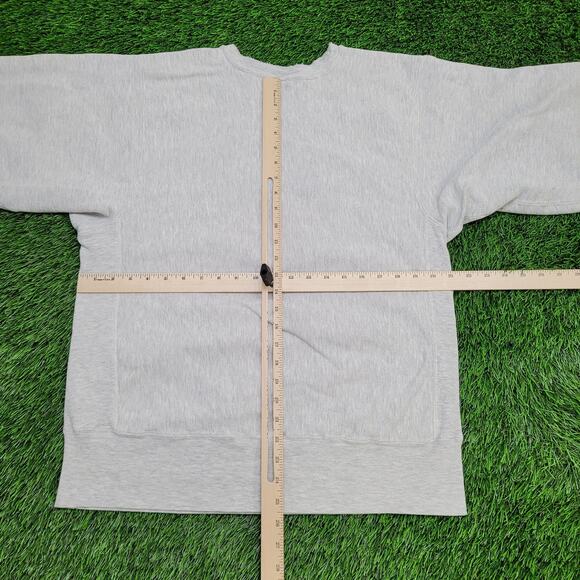Vintage Champion Sweatshirt L/XL 21x26 Reverse-Weave - Picture 7 of 15